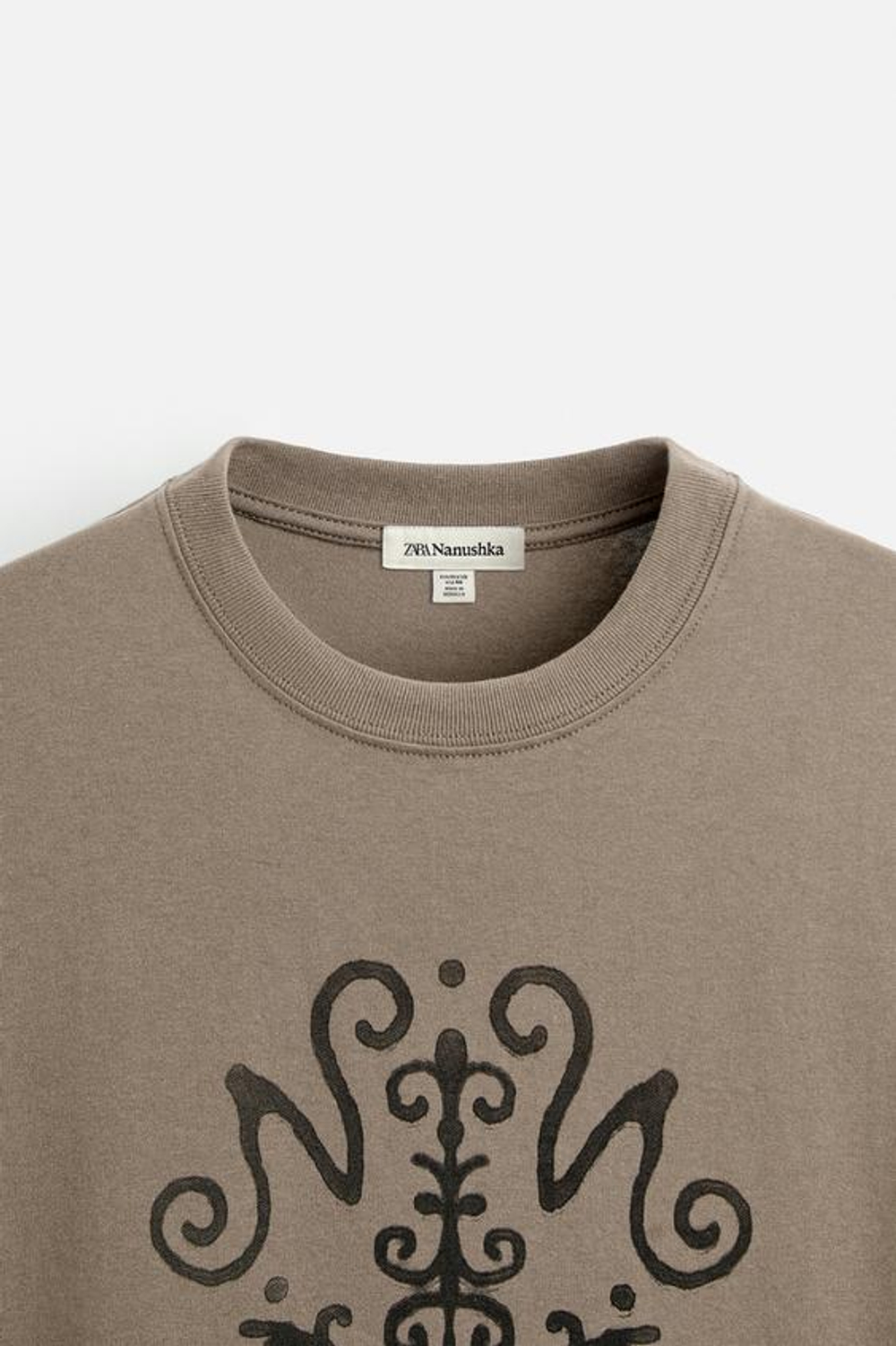 ZARА X NANUSHKA ФУТБОЛКА С ПРИНТОМ, КОРИЧНЕВЫЙ