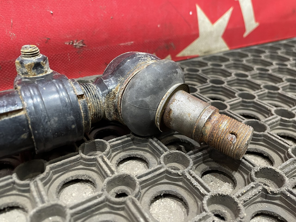 Тяга рулевая поперечная 2021г.