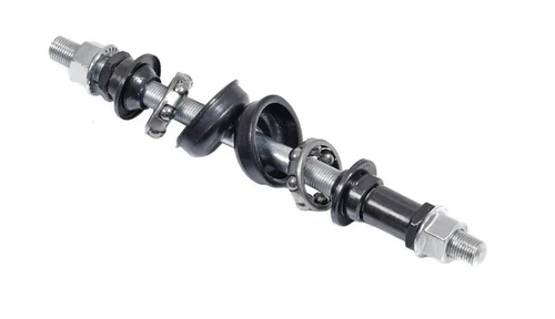 Ось задней втулки, диаметр 10 мм, длина 180 мм, под гайку, в комплекте с гайками, шайбами и конусами