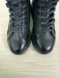 Ботинки женские(мех) 38р уценка_1329