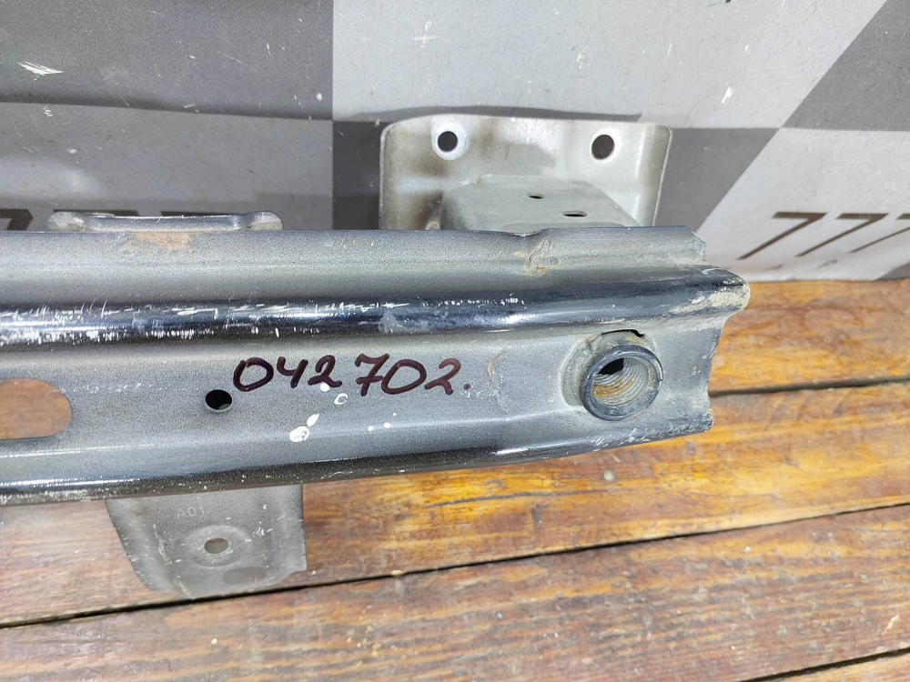 Усилитель заднего бампера Haval Jolion 21-нв Б/У Оригинал 2804300XGW02A