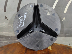 Кронштейн эмблемы Mercedes C (W205) 14-18 Б/У Оригинал A0008880060