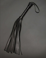 Чёрная кожаная плеть с 17 хвостами - 40 см. (Цвет: черный)