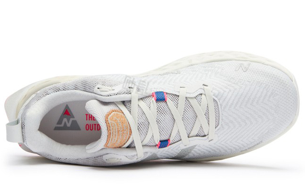 Кроссовки New Balance Hierro V6