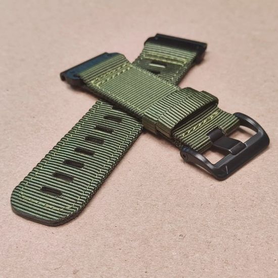 Ремешок тактический Tactix 26 мм. для Garmin Fenix 7x / 6x / 5x / 3, Enduro 2 / Tactix 7, Tactix Delta нейлоновый быстросъемный на застежке (Хаки/черная застежка)