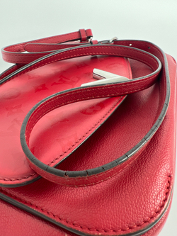 Сумка Louis Vuitton Very Messenger Monogram