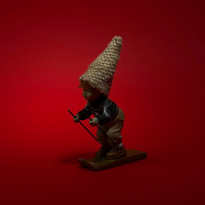 Декор "Малыш-лыжник" мальчик 7x4x15см