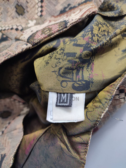 Жилетка в стиле пэчворк, маркировка М, визуально на 46 размер