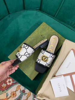Gucci Slide Sandal