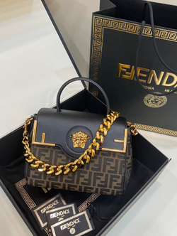 Fendi Versace Medusa 25 cm