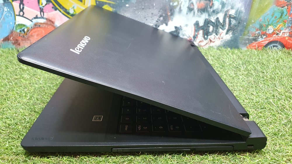 Ноутбук Lenovo Celeron/4Gb