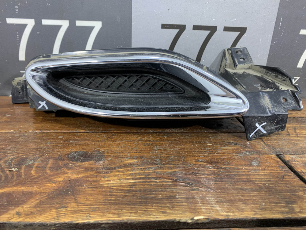 Накладка заднего бампера Mercedes E (W213) 18-нв Б/У Оригинал A2138855201