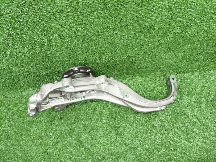 Кулак поворотный передний левый Zeekr 001 (21-нв)