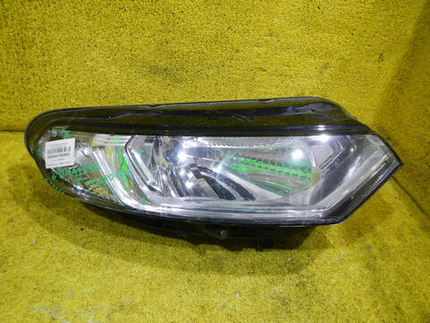 Битая Фара правая Ford EcoSport (2012-2018) галоген