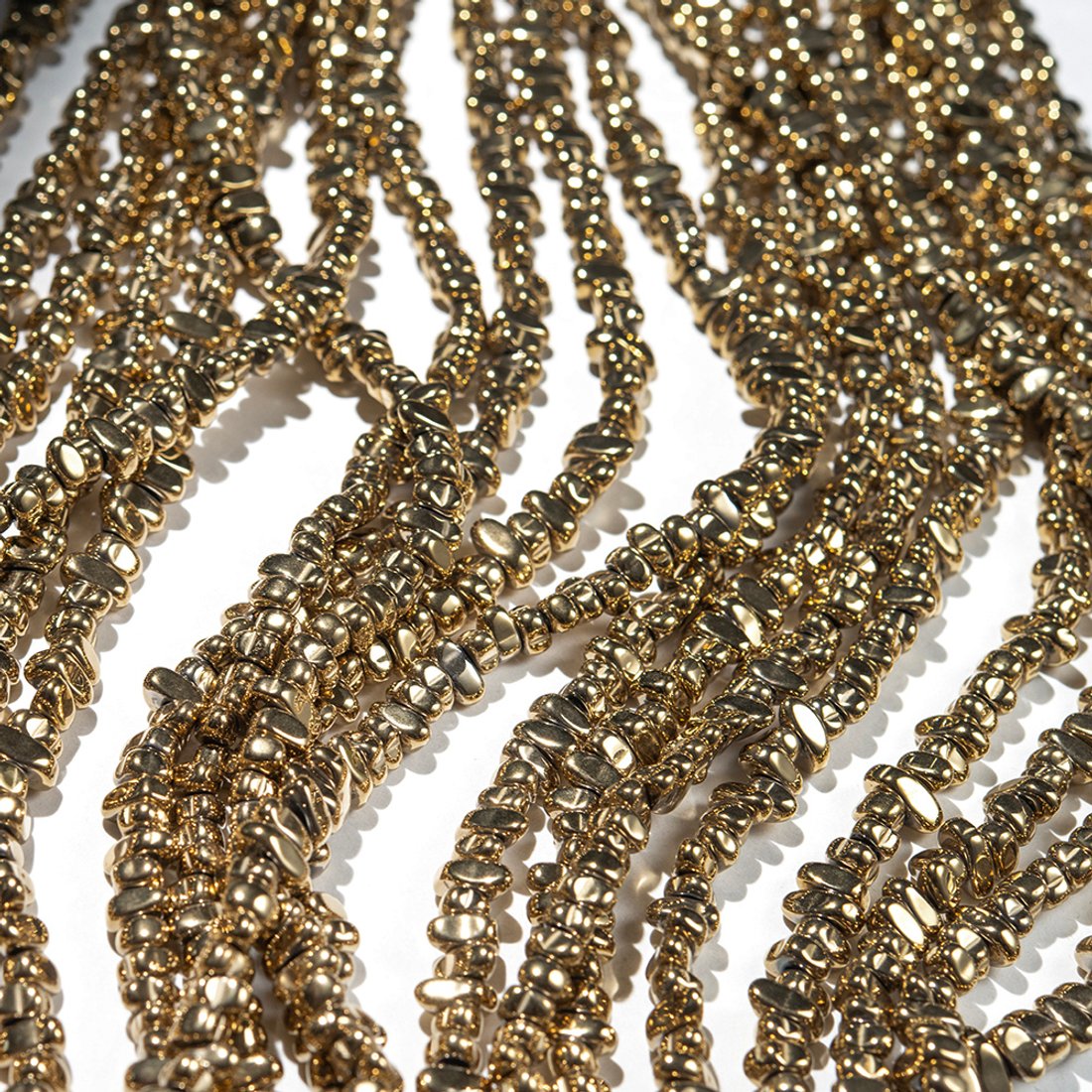 Гематин (гематит), оттенок "Золото", фриформ 5-8мм