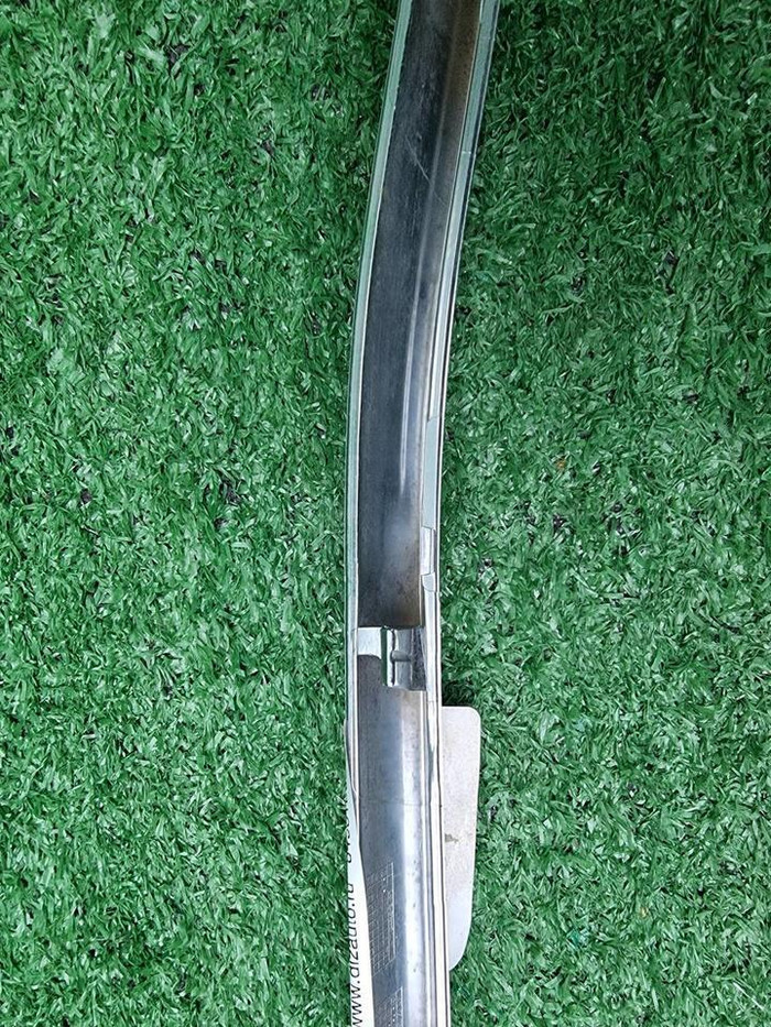 Молдинг переднего бампера Mercedes S W222 (17-20)