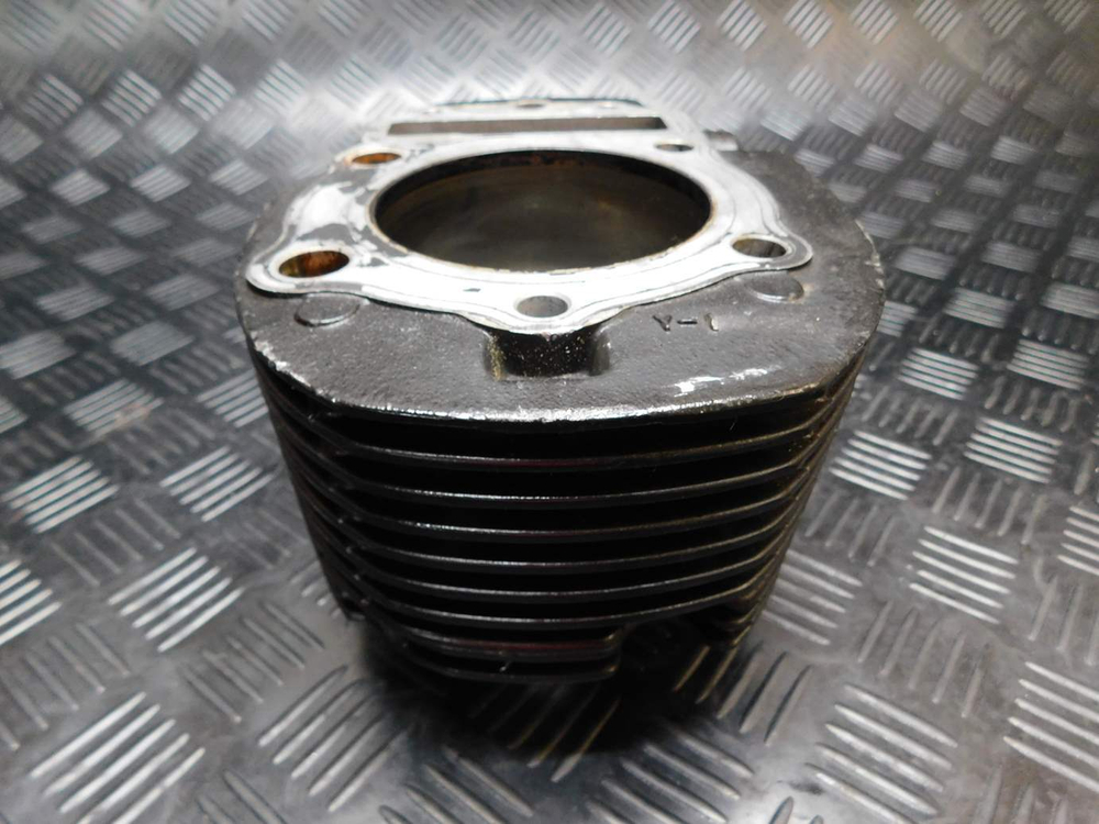 Цилиндр с поршнем Yamaha Drag Star XVS1100 Classic VP13J 050854