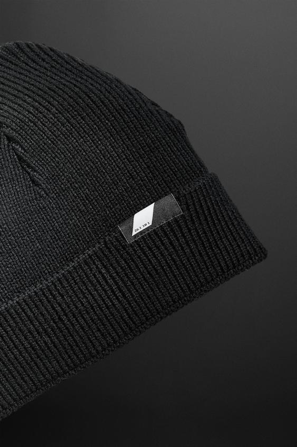 ZARA ТРИКОТАЖНАЯ ШАПКА С ФАКТУРНЫМ УЗОРОМ, ЧЕРНЫЙ