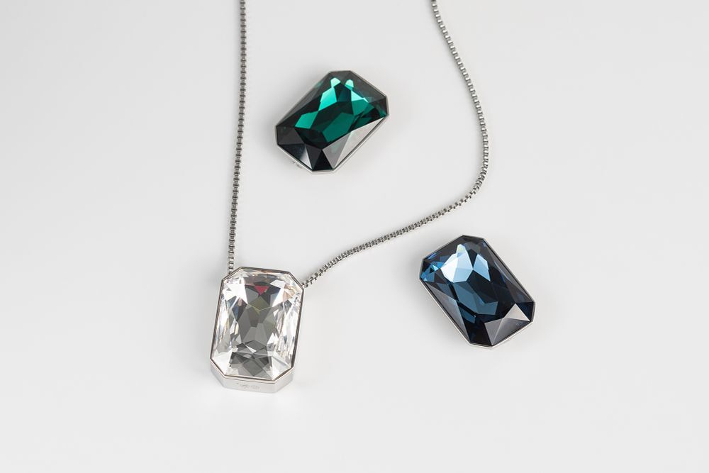 Колье Swarovski с тремя сменными подвесами