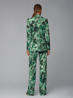 Зелёный пижамный костюм