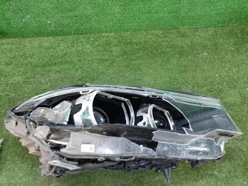 Битая Фара правая BMW 5er G30 (2017-2020) LED