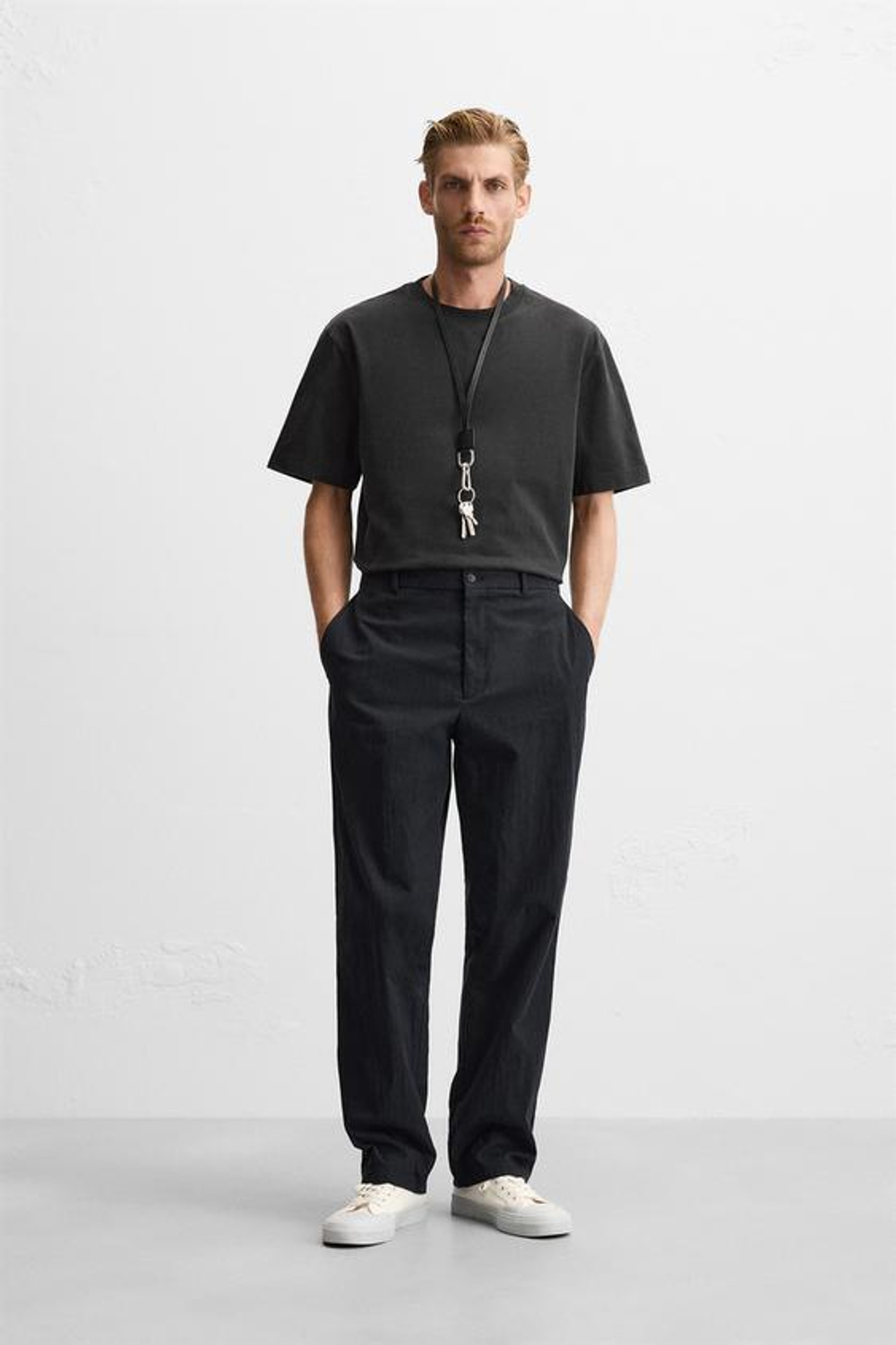 ZARA ФУТБОЛКА HEAVY WEIGHT ИЗ ТКАНИ С ЭФФЕКТОМ ПОТЕРТОСТИ, ТЕМНЫЙ АНТРАЦИТ