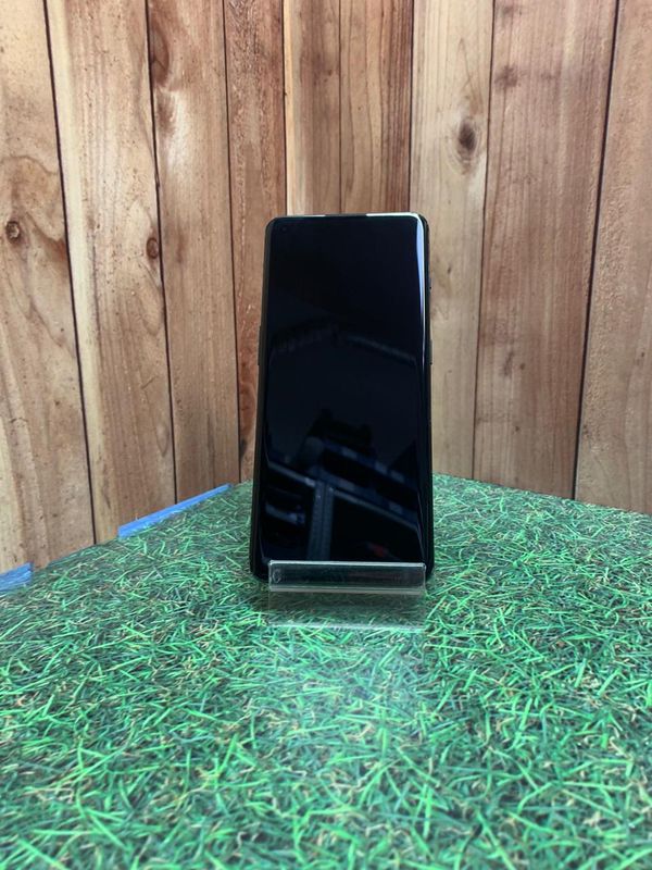 OnePlus 10 Pro 8/128gb вулканический черный (Витринный)