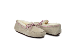 UGG Dakota Sand