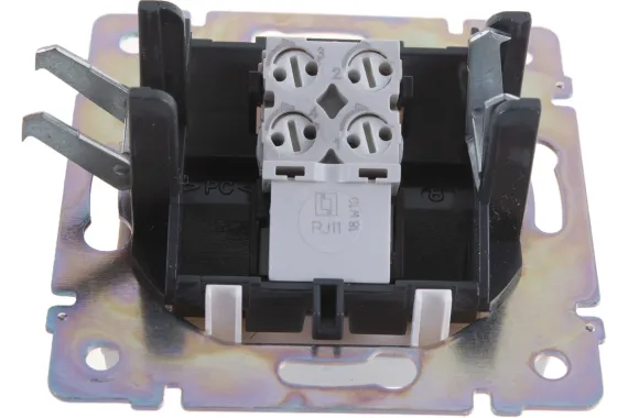 Розетка RJ11 Legrand Valena телефонная белый 04060