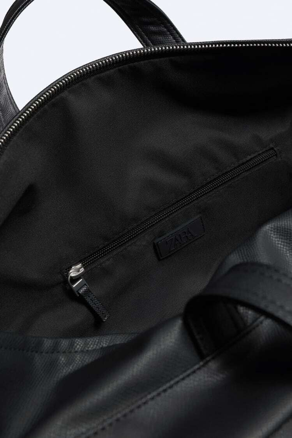ZARA СУМКА-БОУЛИНГ С ТИСНЕНИЕМ И КАРМАНАМИ, ЧЕРНЫЙ