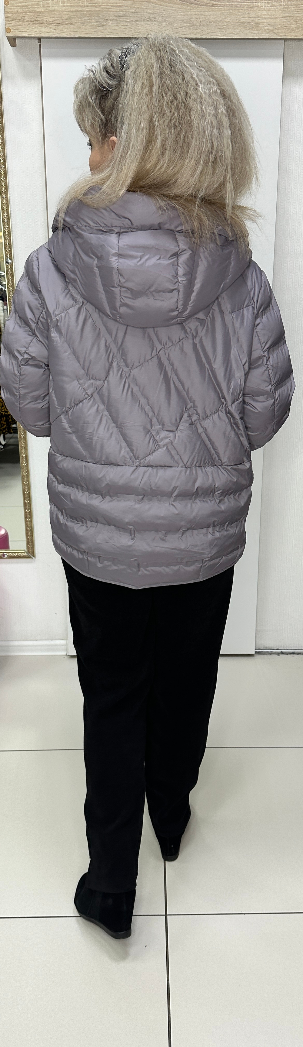 Весенне-осенняя курточка в сиреневом цвете