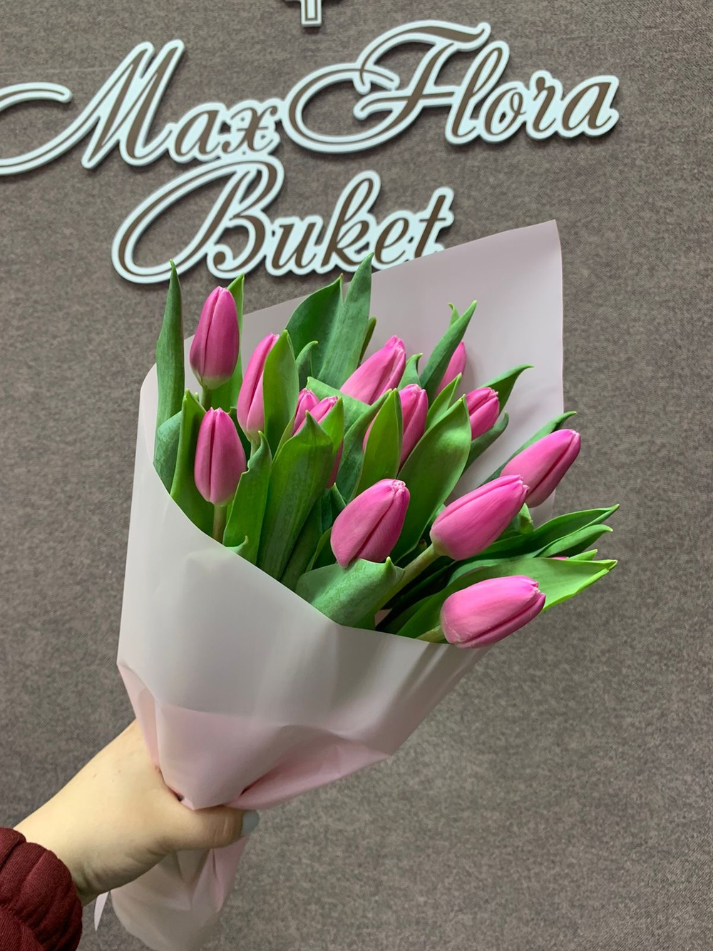 Букет 15 тюльпанов 8 Марта М-62