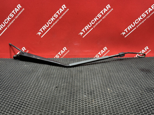 Поводок стеклоочистителя 2018г