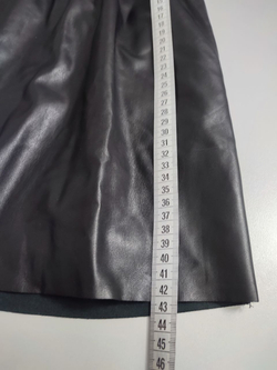 Юбка H&M "под кожу" 40 размер