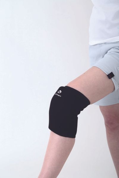 Суппорт колено PHITEN VOLLEYBALL SUPPORTER KNEE_w PAD