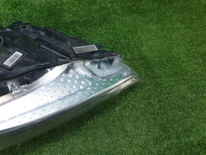 Фара левая Ford Focus 3 (2014-2019) галоген