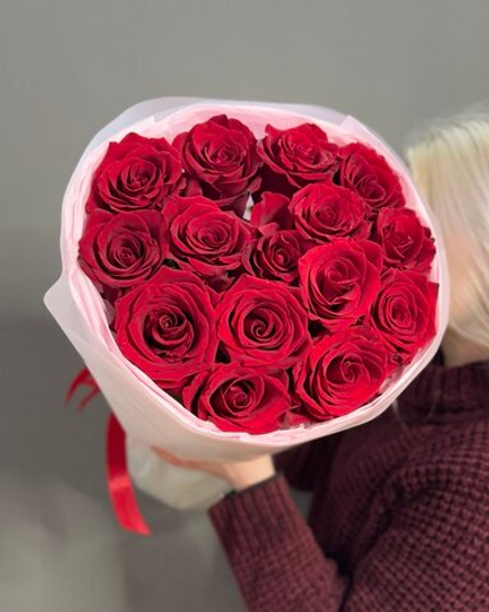 Букет из 15 красных роз "Эксплорер" (Эквадор 60 см)