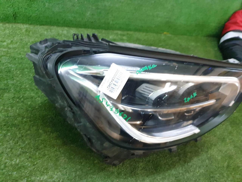 Фара правая Mercedes GLC X253 (2019-2022) LED