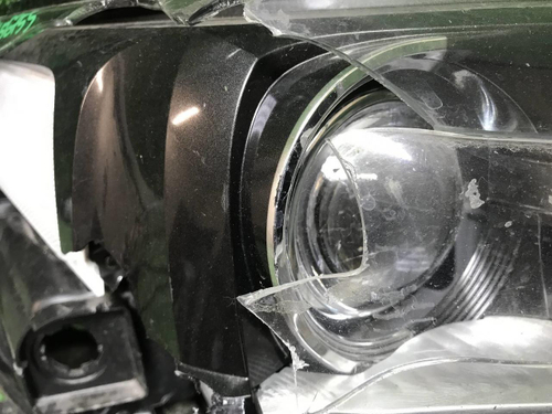 Битая Фара правая Land Cruiser 200 15-21 LED Black