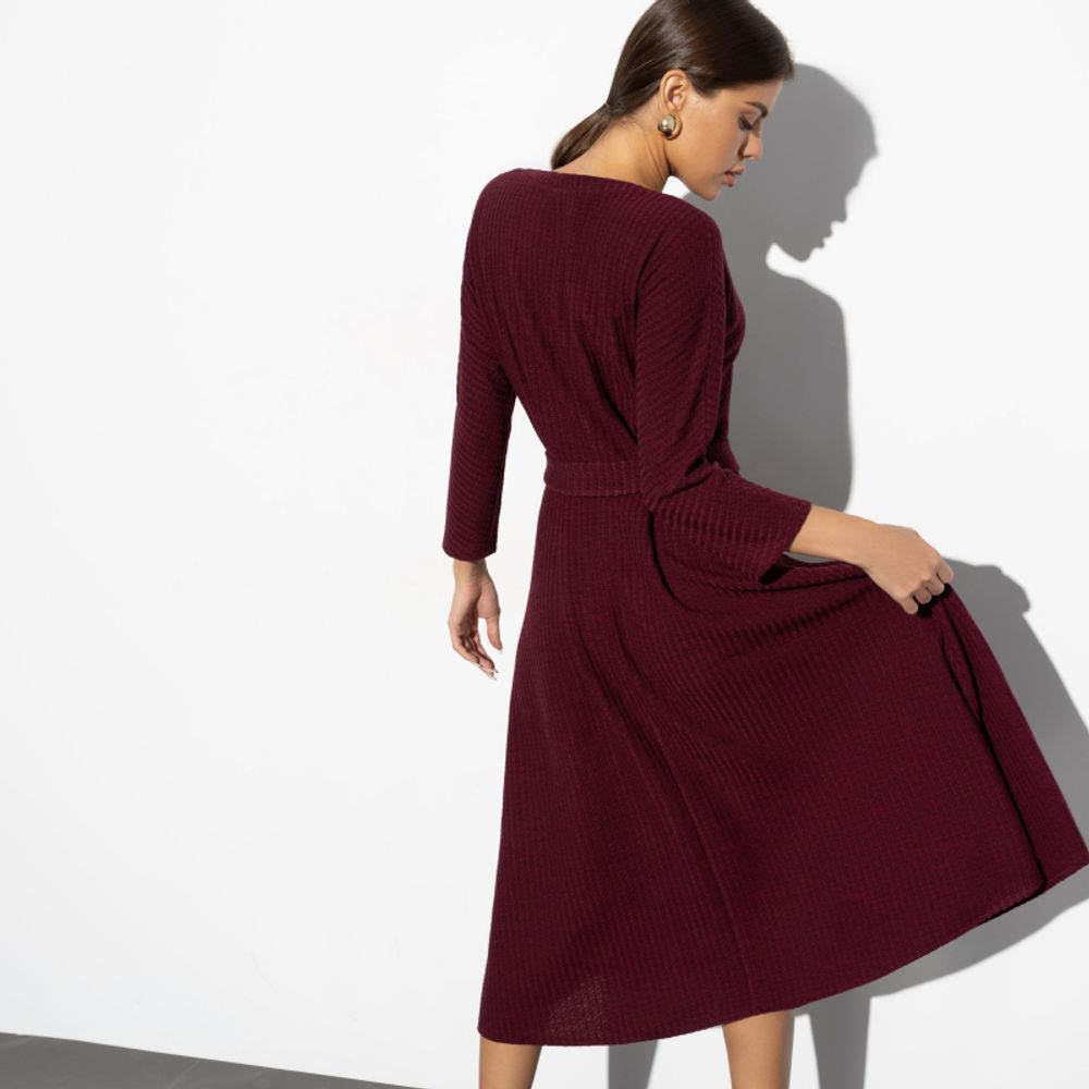 Платье Искусство покорять (бордо, с поясом) Charutti (Акция)