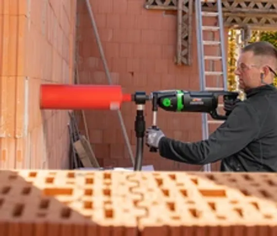 Борфреза твердосплавная LENZ форма B (цилиндр с торцовыми зубьями), 6х18х6х50 мм, насечка №3, с покрытием, арт. LZBB 050 C3