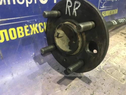 Полуось задняя правая MITSUBISHI LIBERO 2001