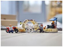 Конструктор LEGO Jurassic World 76945 Атроцираптор: погоня на мотоцикле