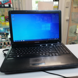 Ноутбук Samsung NP-R525