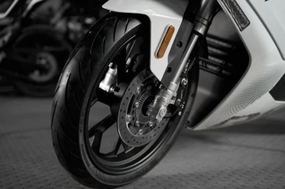 Электромотоцикл SHARMAX E-GP501 (72V/90Аh)
