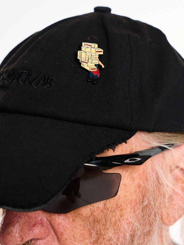 Пин "Самовывоз"