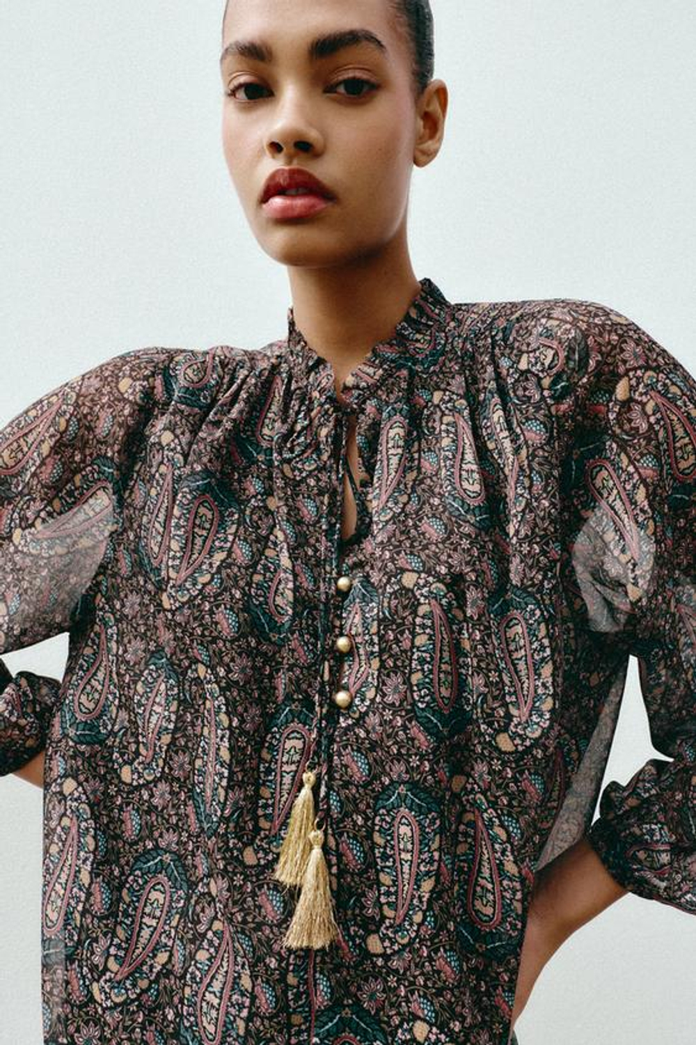 ZARA БЛУЗА ИЗ ПОЛУПРОЗРАЧНОЙ ТКАНИ С ПРИНТОМ, РАЗНОЦВЕТНЫЙ