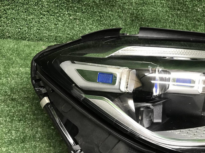 Фара правая Mercedes S W223 (20-нв) Digital Light