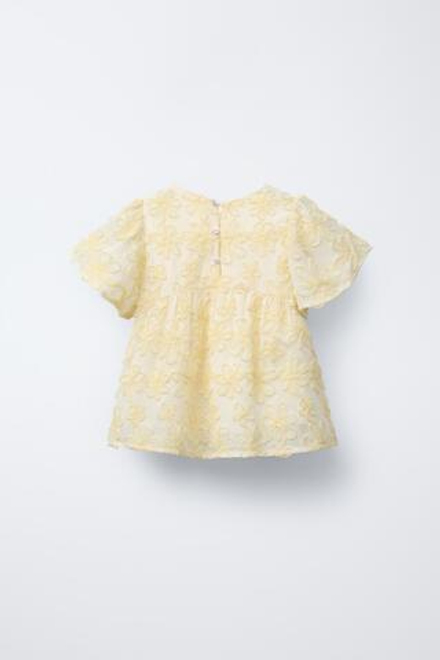 ZARA РУБАШКА ИЗ ОРГАНЗЫ С ЦВЕТОЧНЫМ ПРИНТОМ, СВЕТЛО-ЖЕЛТЫЙ