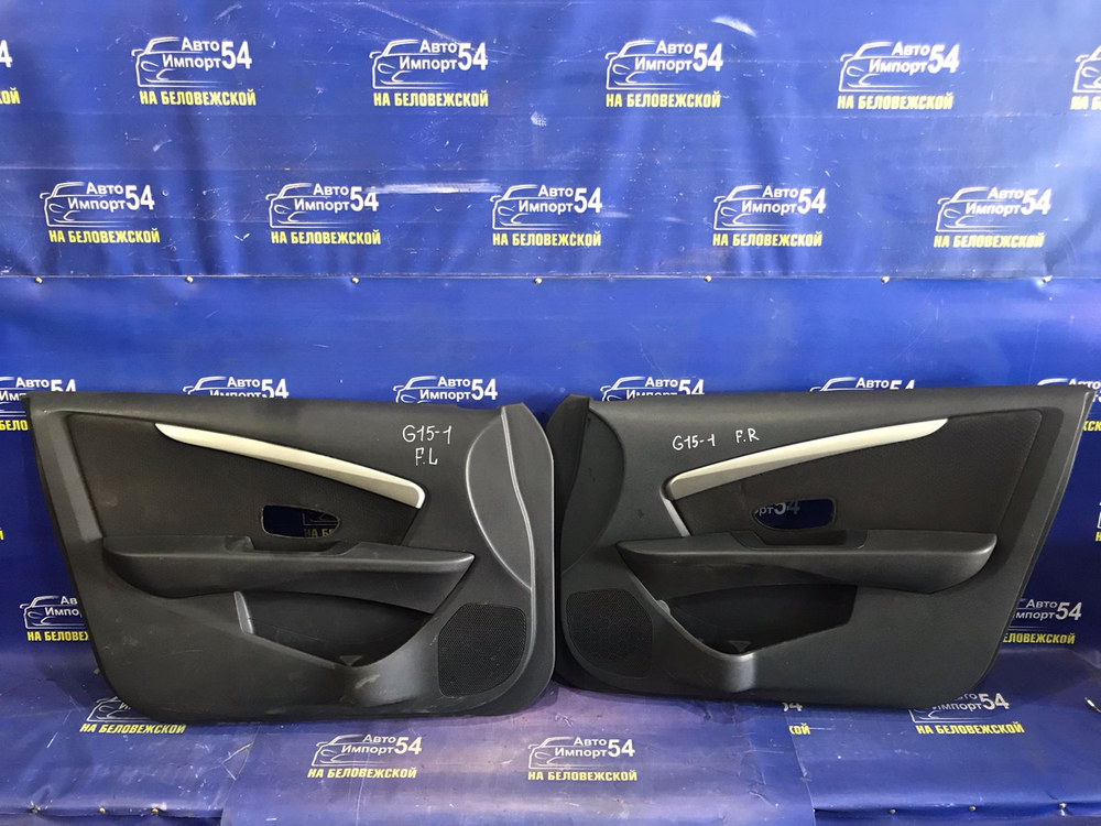 Обшивка двери NISSAN ALMERA 2015